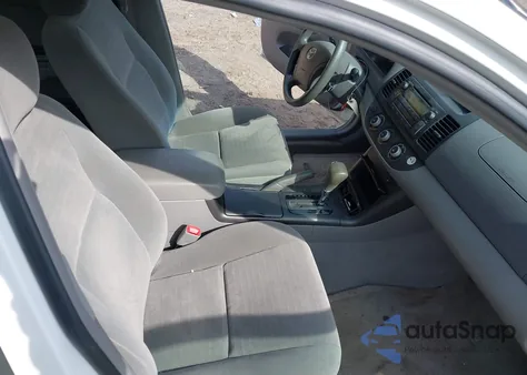 2005 Toyota Camry Le from USA, damaged, VIN 4T1BE32K15U566643